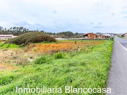 Parcela rústica en venta en Carballo