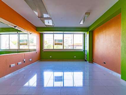 Local comercial en alquiler en Carballo