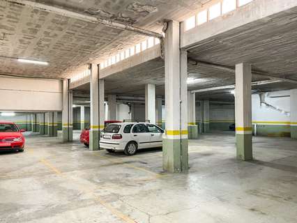 Plaza de parking en venta en Requena, rebajada