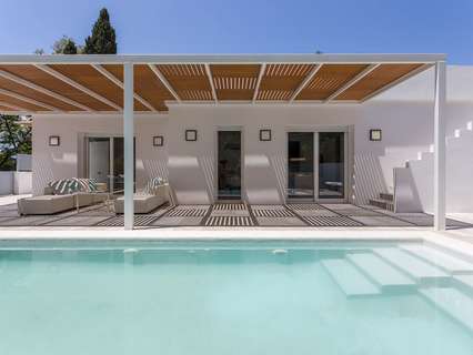 Villa en venta en Marbella zona San Pedro de Alcántara, rebajada
