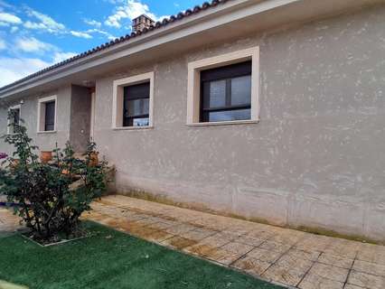 Chalet en venta en Yecla