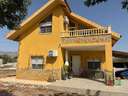 Chalet en venta en Crevillent