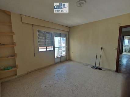 Piso en venta en Linares