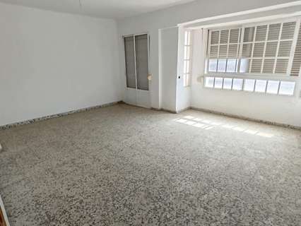 Piso en venta en Linares