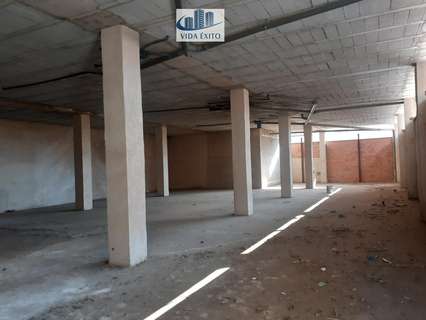 Local comercial en venta en Linares