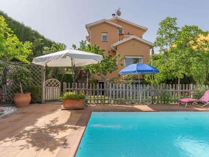 Chalet en venta en La Zubia