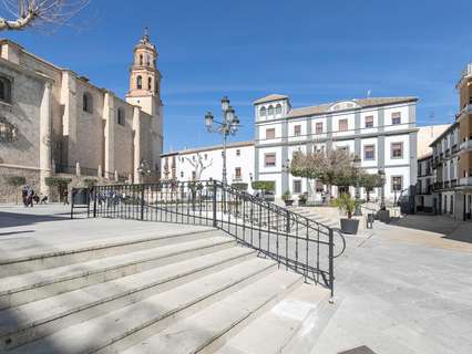 Edificio en venta en Baza