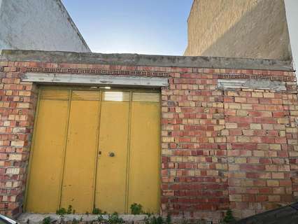 Nave industrial en venta en La Puebla de Cazalla rebajada