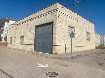 Nave industrial en venta en La Lantejuela
