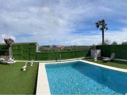 Chalet en venta en Salteras rebajado