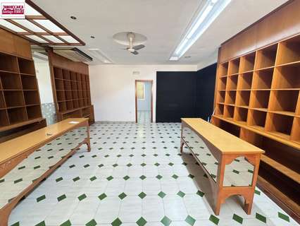 Local comercial en alquiler en Benifaió