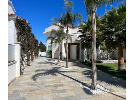 Villa en venta en Castelló d'Empúries zona Empuriabrava, rebajada