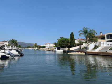 Villa en venta en Castelló d'Empúries Empuriabrava