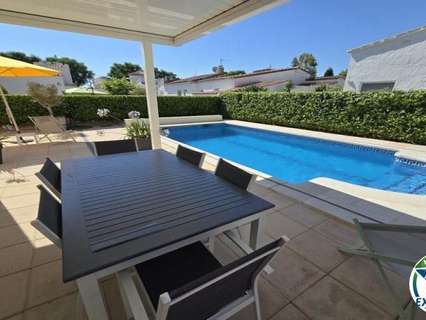Villa en venta en Castelló d'Empúries Empuriabrava