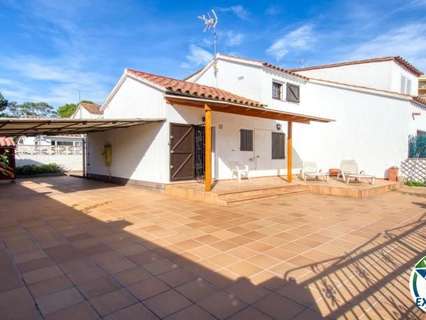 Villa en venta en Roses zona Mas Mates
