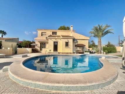 Chalet en venta en Torrevieja