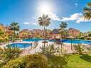 Apartamento en venta en Estepona