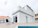Chalet en venta en Torrevieja