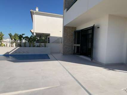 Chalet en venta en Daya Nueva