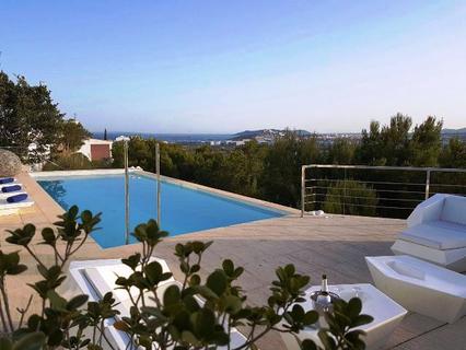 Villa en venta en Ibiza/Eivissa, rebajada