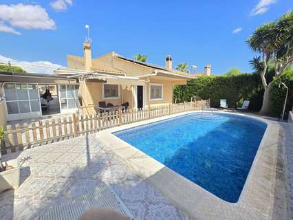 Villa en venta en Torrevieja rebajada