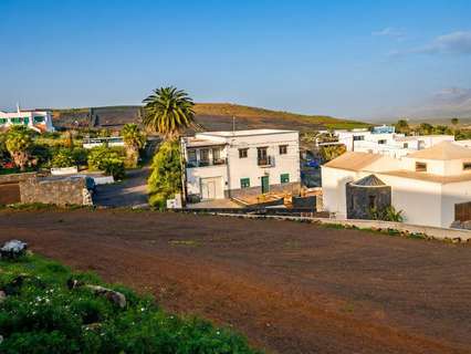 Parcela urbana en venta en Teguise