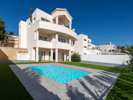 Chalet en venta en La Zubia