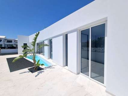 Casa en venta en Haría rebajada