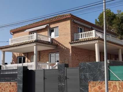 Chalet en venta en La Pobla de Vallbona rebajado