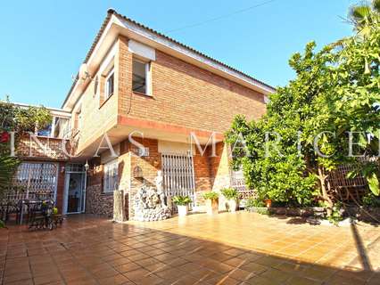 Villa en venta en Sant Pere de Ribes zona Rocamar, rebajada