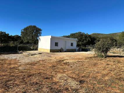 Chalet en venta en Alcublas