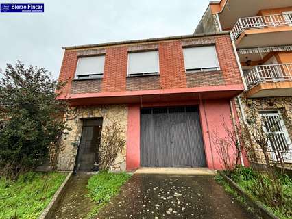 Casa en venta en Cacabelos