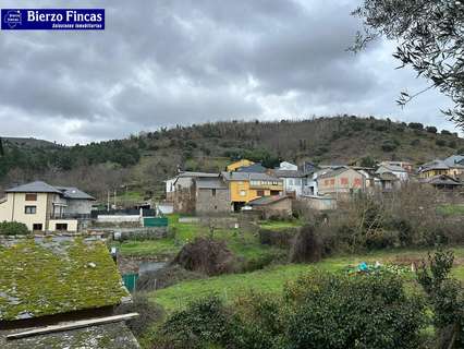 Casa en venta en Ponferrada zona Villar de los Barrios rebajada