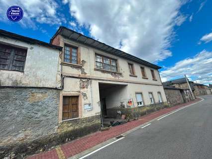 Casa en venta en Carracedelo