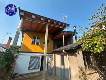 Chalet en venta en Cubillos del Sil