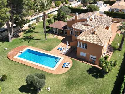 Chalet en venta en Dénia rebajado