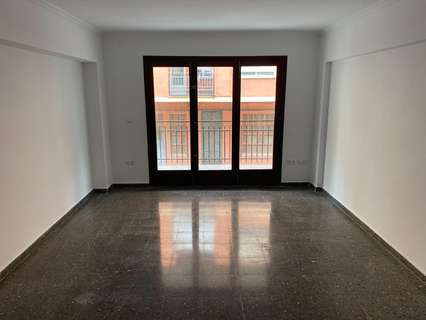 Piso en venta en Tavernes de la Valldigna rebajado