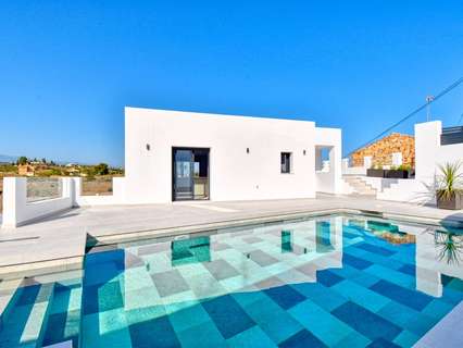 Villa en venta en Vélez-Málaga zona Benajarafe, rebajada