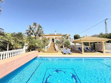 Villa en venta en Vélez-Málaga
