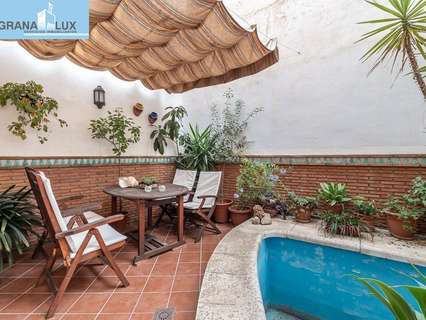 Casa en venta en Granada, rebajada