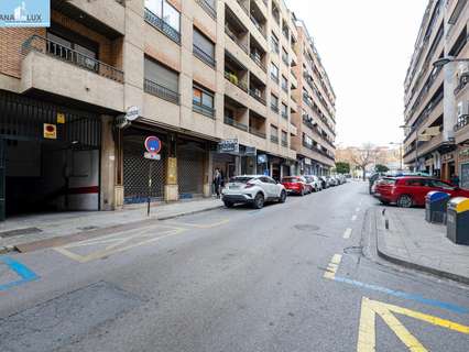 Plaza de parking en venta en Granada