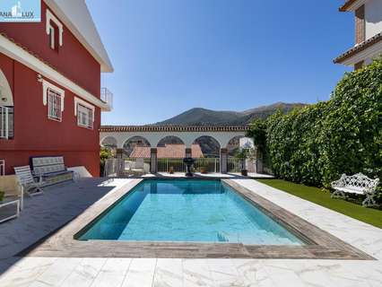 Chalet en venta en Pinos Genil