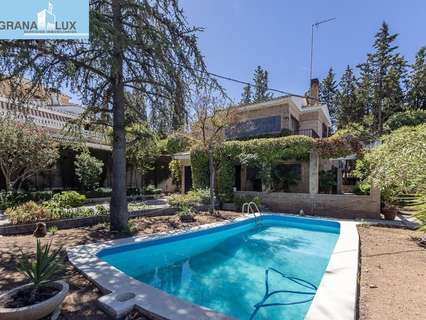 Chalet en venta en La Zubia rebajado