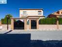 Chalet en venta en Cúllar Vega