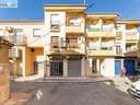 Local comercial en venta en La Zubia