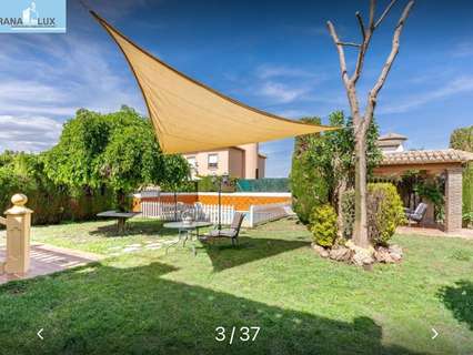 Chalet en venta en La Zubia