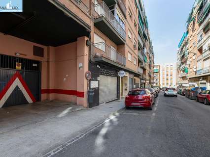 Plaza de parking en venta en Granada