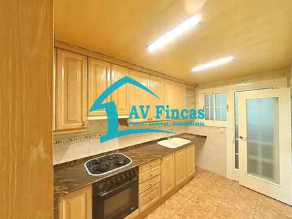 Piso en venta en Cornellà de Llobregat rebajado