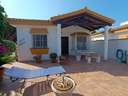 Chalet en venta en Chiclana de la Frontera rebajado