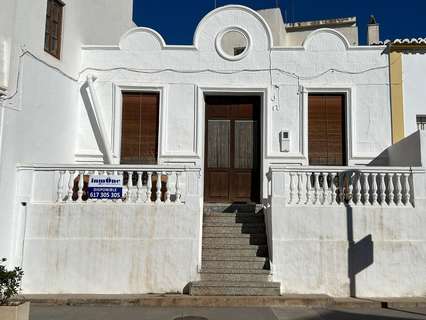 Casa en venta en Chelva, rebajada